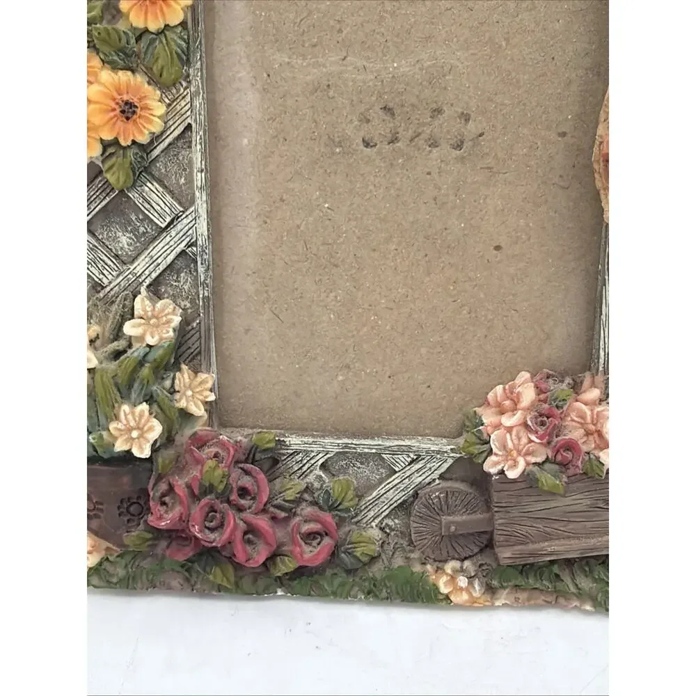 Cottagecore Garden Photo Frame 4x6 Floral Birdhouse Watering Can Country Decor